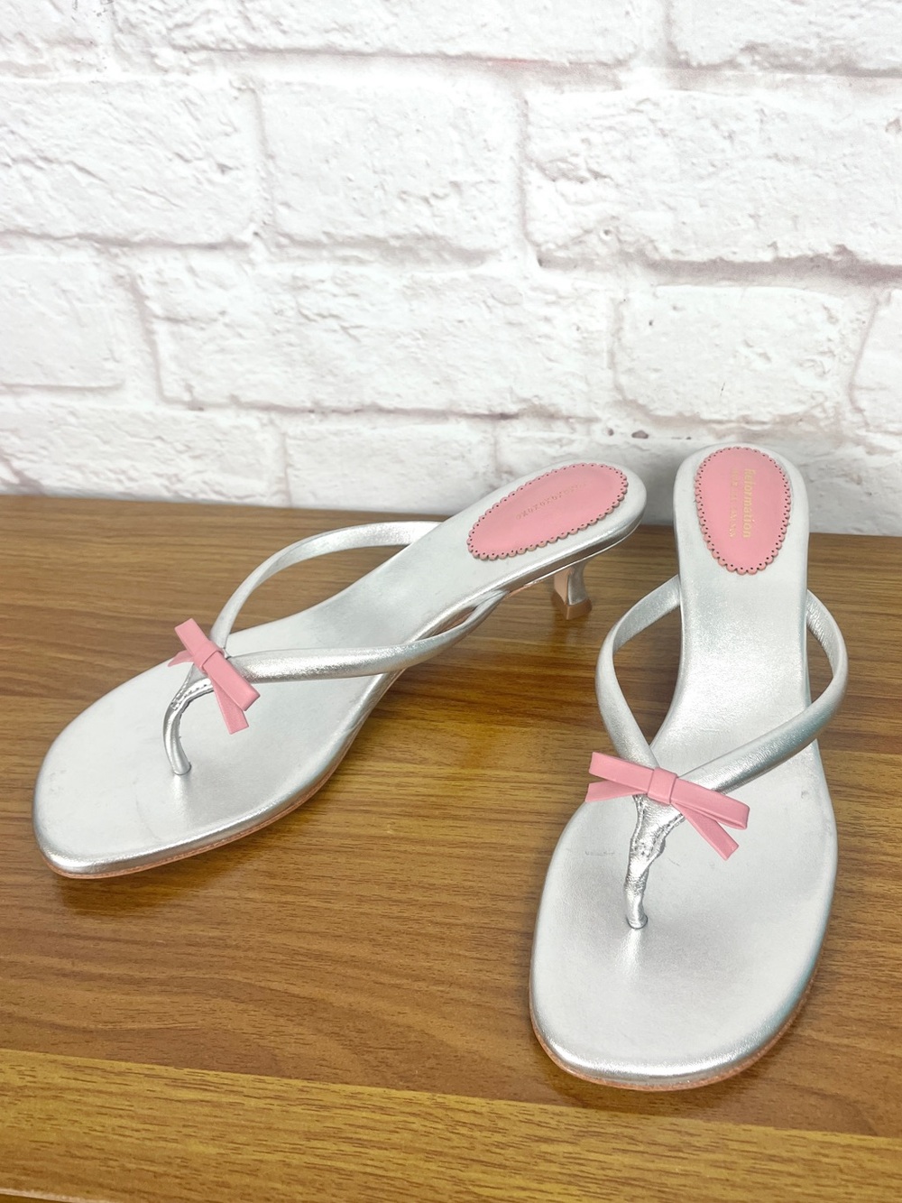 Reformation X Devon Lee Carlson Silver Metallic Pink Bow Kitten Heels Size 8